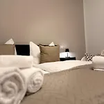 Historie Trifft Moderne Apartamento Weikersheim