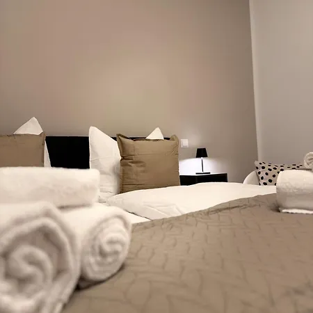 Historie Trifft Moderne Apartamento Weikersheim