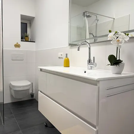 Historie Trifft Moderne Apartmán