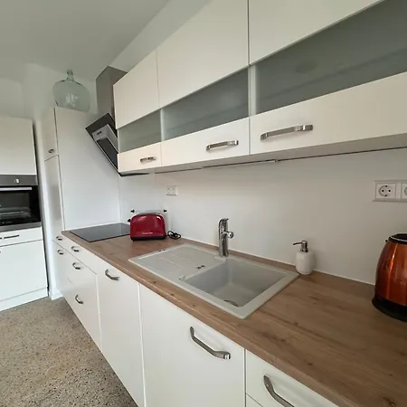 Historie Trifft Moderne Apartamento