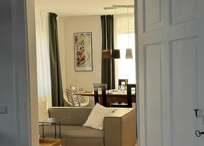 Historie Trifft Moderne 公寓 *