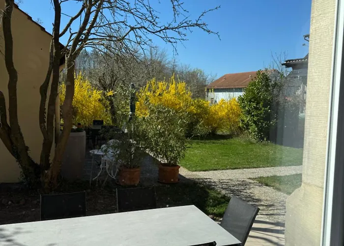 Historie Trifft Moderne 公寓 *